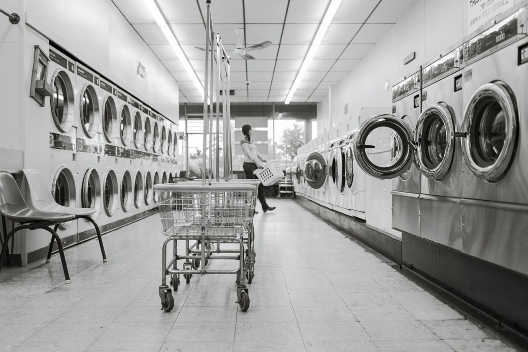 laundry service washing machines laundromat